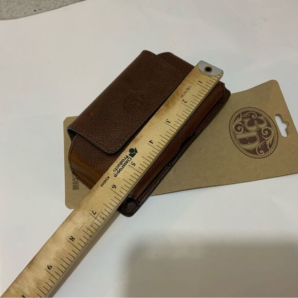 3D Belt Co. Dark Brown TEXTURED CELL PHONE CASE w/ Magnetic closure Metal clip - Picture 6 of 8